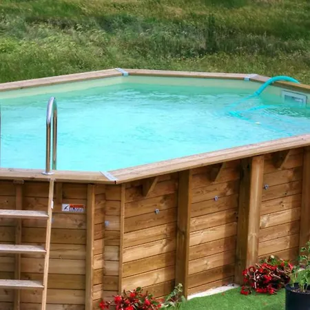 Séjour à la campagne Spacieux Avec Spa, Sauna Et Animaux Acceptés - Fr-1-496-274 Pinay